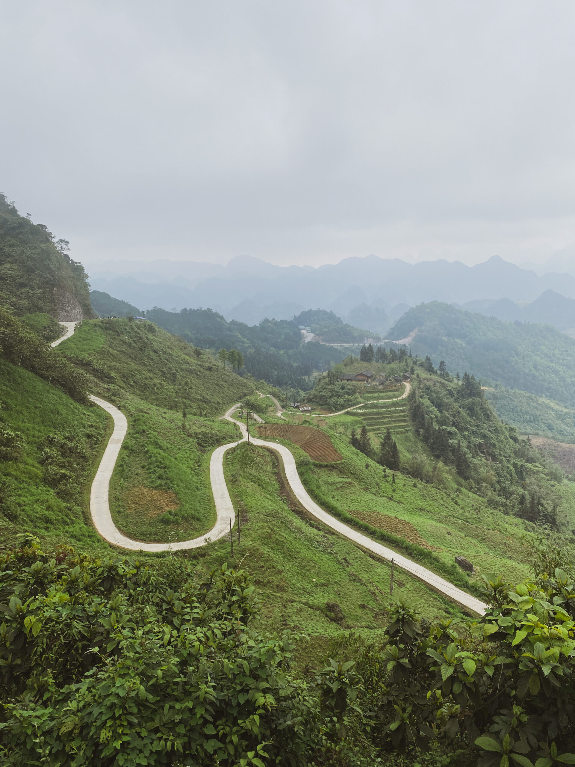 Travel with footprints_Ha Giang Loop_1 Serpentinen Ha Giang Loop